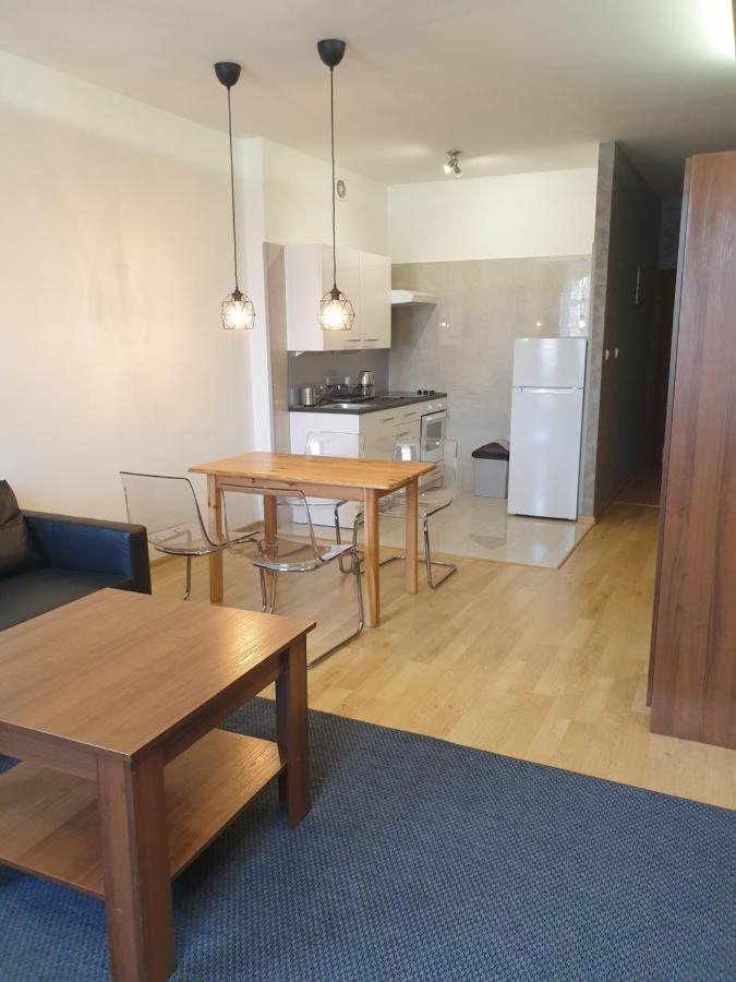 Apartamenty Rynek Lezajsk Kültér fotó