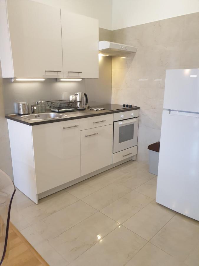 Apartamenty Rynek Lezajsk Kültér fotó